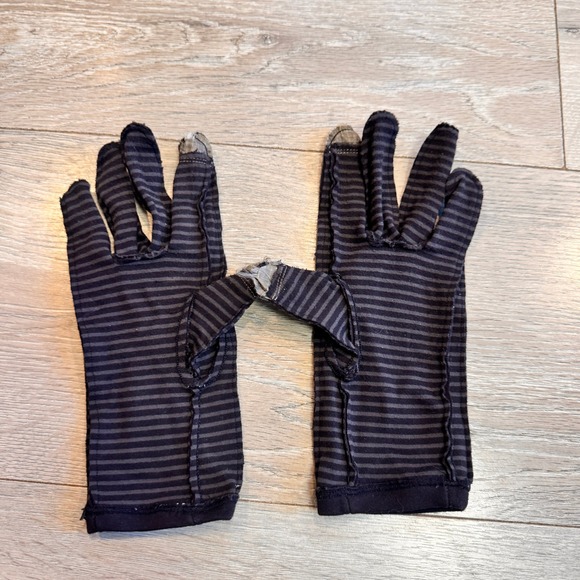 Lululemon Run With Me Gloves Mini Hyper Stripe Black / Black Rulu Fabric - Picture 5 of 6